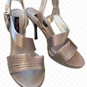Nina Silver Gesalyn Open Toe Slip On Stiletto Heels with Slingback Strap Sz 8.5